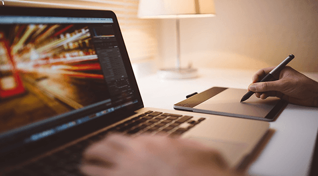 10 Essential Tools Every Blogger Should Have in their Arsenal